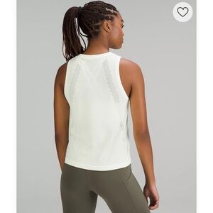 NWT Lululemon Train To Be Tank in White